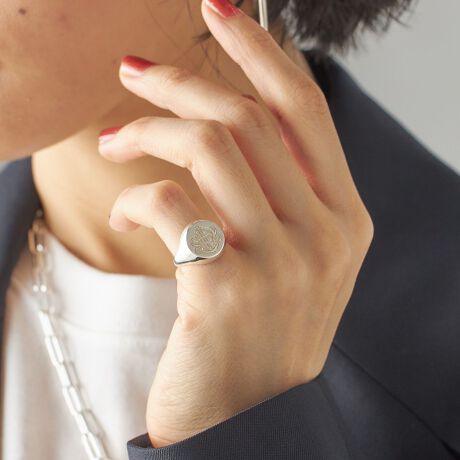 [^ԁF319400193]\25SS\u50th ANNIVERSARY ITEMv50NLOAXyVȃACepӂ܂B50N@ɒaGuVOl`[Oɂ܂B[U[݂̂ł͕\Ȃ蒤ɂĔȉʕ\AGȗ@ׂȃfUCȃOɂɍČ܂BׂĂ̍H{ōsAipĂ悤lߍ񂾃OłBjtĂTCYWJƂȂĂ܂Bʂȃ{bNXŁAMtgɂ߂łB₢킹iԁF319-40-0193V[Y܂B50th ANNIV VOl`[O(S[h)iiԁF319-40-0197jBeɂ菤i̐FقȂČꍇ܂BîF́AB摜QlɂĂBipׂɁAAeV^OKmF̏Ap͂舵B摜̏i̓TvłB ۂ̏iƎdlAHATCY኱قȂꍇ܂B