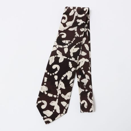 [^ԁF118200236]Stefano Cau(Xet@mEJE)SHIPSʒvglN^CByfޓ/fUCzVN100%gpnŊ炩ȔG̃lN^CBnKxɏ_炩Ȃ肪ǂ̂ŁAіڂ₷̂|CgłB_ȃ{^jJvgWPbgX^CɃANZgĂ܂ByX^COzlVc_K[VcȂǂ̌y₩VcƂ̃X^CO߂łB{^jJăA[XJ[ł܂Ƃ߂ƁAtĂ炵YhXt@bVyނƂł܂B܂Aăx[VbNȃX[cX^CWPbgX^Cɍ킹ďiȈۂ̂ȂɃANZgX^CO߂łByStefano Cau (Xet@m JE)zlN^CE̋S˂ƕ]fUCi[Stefano CauiXet@m JE)BC^A@ێYƂ̐nRŁANꗬuh̃lN^C̃eLX^C肪ĂhXE͎̎ҁB25NԁAVN̐nƌĂ΂C^ÃRAhAj[[NȂǂŐE҂ɂĔ|ꂽoA2008NĎg̖uh𗧂グ܂BGKgłASnɂSʂōĩlN^C𔭐MĂ܂Byӎzi͂܂炷ɔz炨oBԂ̂܂܂ɂ܂Ƃ̌ƂȂ܂Buݎv́A匕̗ɂ鎅̂ƂŁAlN^CԍہA̎Ƃŗ͂𕪎UADƃlN^Ĉ̐n̔jh܂Bɓ荞ł邱Ƃ܂BBipׂɁAAeV^OEl[KmF̏Ap͂舵BBeɂ̓p\REX}[gtHȂǂ̉{ɂāAۂ̐FƈقȂČꍇ܂B@i̐F͏iP̂ŎBe摜QƂB摜̏i̓TvłB@ۂ̏iƎdlAHATCY኱قȂꍇ܂B