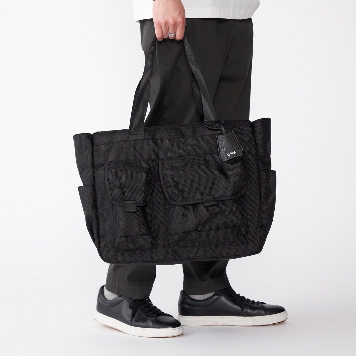 ADIDAS ORIGINALS×KSENIASCHNAIDERオーバーサイズショッパー ADIDAS ORIGINALS×KSENIASCHNAIDERオーバーサイズショッパー