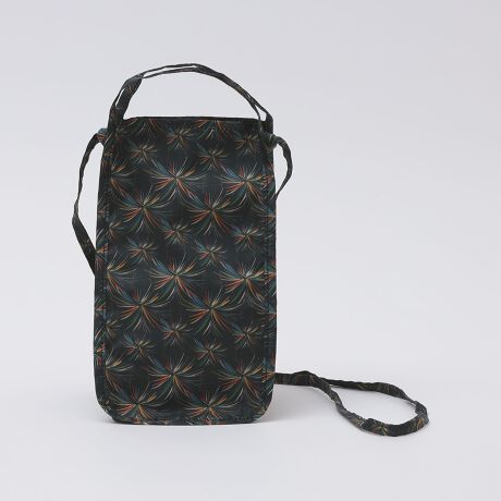 [^ԁF118433813]AMIACALVÃZJhCuKARRIṽobOoIƂ̃bvXgbvnɃIWi̕vgB莝ƌ|ŎgقAy^т₷̂ŗsɂd󂵂܂B[J[iK009SyKARRIziJjAMIACALVÃZJhCuKARRIv25SSX^[gBKARRIƂ͎RΎȂǂ̌AxĐÂ̖łBobOɎgfނ\ȌĐꂽfނɂč\z܂ByӎzipׂɁAAeV^OEl[KmF̏Ap͂舵BBeɂ̓p\REX}[gtHȂǂ̉{ɂāAۂ̐FƈقȂČꍇ܂B@i̐F͏iP̂ŎBe摜QƂB