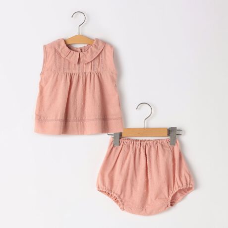 [^ԁF512800151]@ׂȃ[Xƃs^bNAK[[ȃZbgp[XyfޓzȔł炩fފAG߂ły₩ȒSn̈ꒅBŜɎ{ꂽhbg̎hJA͂̂ЂƂłByfUCzӂLVGbgA_炩͋CoĂ܂B`jbNuEX̋ɂ́A[Xƃs^bN炢A̎q炵ځOǂłp\ȃo[VufUCłByX^CO/V[zꖇł͂AJ[fBK̃Ci[ƂĂMU[݂|CgɂȂ肨߂łBgbvXƃ{ǵAꂼPiłg邽߁ALR[fBl[gył܂ByΏۃJeS[Fxr[/BABYzyӎzipׂɁAAeV^OEl[KmF̏Ap͂舵BBeɂ̓p\REX}[gtHȂǂ̉{ɂāAۂ̐FƈقȂČꍇ܂B@i̐F͏iP̂ŎBe摜QƂB