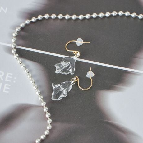 [^ԁF319131100]\25SS\V[YD]HARIOƂ̕ʒACeBgC[W`[tSHIPSIWiō쐬Ă܂BsKȉʊ𔽎˂AʂC[W悤ȃfUCłBpBOXtȂ̂ŃMtgɂ҂łB₢킹iԁF319-13-1100yHARIOz1921NKX葱ĂHARIOinIjH̋Zp̐EɊƂzōꂽ̂́ynIv[Nt@Ng[zBo[i[̉ŃKXiuv[Nv̋ZpgAI[nhChŐEɂЂƂ̌`ĂBqpî߁Aԕi͕sƂĂ܂BKӂ̏ゲwB__`قȂꍇ܂B\߂ӂB{i̓KXEl̎Hɂ萻삳ꂽ̂łBKẌׁAԂAƂ肷ƊĂ܂܂Bgp̍ۂ͒Jɂ舵BjꍇA\ȌCĒ܂̂łkBsAX̒E̍ۂ͋ĎOBKXƋOꍇ܂BBeɂ菤i̐FقȂČꍇ܂BîF́AB摜QlɂĂBipׂɁAAeV^OKmF̏Ap͂舵B摜̏i̓TvłB ۂ̏iƎdlAHATCY኱قȂꍇ܂B