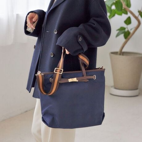 [^ԁF310001282]\25AW\2WAYdl̖\A4g[gobOK萔ʂɒBAߐ؂ƂȂ܂A4TCY[łAʋ΁Eʊwɂ􂷂pQ̃g[gobOBC̃V_[e[vǂJWAȕ͋CvXÂۂɁBO\ȃV_[Xgbvt2WAYdlŁA莝ł|łV[ɉĎg\BfUC̃ANZgɂȂĂtg̃xg`[tiYAƊoĂ܂BוłS̗eʂŁAsɂ߂łV[Y܂Bp[e[V C e[v obOiiԁF310-00-1296jY󋵂ɂX܂ɂĔ̔ꍇ܂BBeɂ菤i̐FقȂČꍇ܂BîF́AB摜QlɂĂBipׂɁAAeV^OKmF̏Ap͂舵B摜̏i̓TvłB ۂ̏iƎdlAHATCY኱قȂꍇ܂B