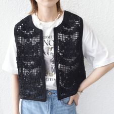 〈手洗い可能〉エンブロイダリー ニット ショート ベスト