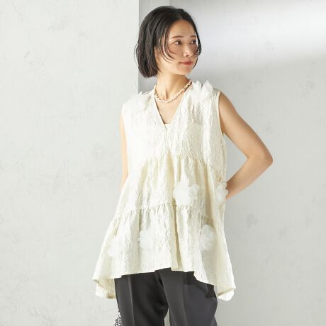 [^ԁF311730009]fUCNbVTegp[ṼeBA[huEXłBAVg[ɕtԂ̃`[t|Cgŉ؂₩ŃtF~jȈۂ^Ă܂BlXȃ|gXƍ킹悤肪B邭炢̐▭Ȓݒɐݒ肵܂Bfތ򊴂ƒ悢n̂NbVTełBACsvŎ舵₷AŎ􂢂\łBR[fBl[gԂ̃`[tۓIȂ߁AVvȃpcƍ킹ăuEXɍۗR[fBl[g߂łBY߂ȃe[p[hpc⃏Chpcƍ킹ONX^CA܂fjȂǂ̃JWA|gXƍ킹OFFX^Cƒ񂵂܂B₢킹iԁF311-73-0009yTORRAZZO DONNAzigbcHhijoΏΊɂȂA܂ƂΐEL郂[hAtF~jAJWAB^ɂ͂܂ȂWXTORRAZZO炵iɁBjbg̃vtFbViƂāA܂ƂlȂASn̂悳Ă炦悤OIɂVGbgBgh݁ACgJ[[NBւ邷ׂĂ̐l؂ɂ uӂÂv̏oƏΊAAt@bVł͏IȂ𐢊E֓͂B̏i͑fނ̓ÃfP[gȕ́Ahꍇ܂B\߂ӂBipׂɁAAeV^OEl[KmF̏Ap͂舵B