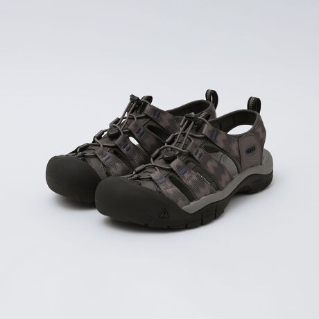 [^ԁF115330236]KEENNEWPORT H2yfUCzKEENv_Ng̐^ŁA^E[X烌W[܂ŕLV[ɂ߂łBܐ敔z[h邱ƂŁAtBbgƉKȗSnBpƃfUC˔ꑫy݂ByKEENziL[j2003NAISB|[ghŒaBnݎ҃[[t@[XǵhT_͂ܐ邱Ƃł邾낤hƂVϓ_ŃAEghȀ펯悤ɂȂ܂B ĊJꂽnƃfuNEWPORTvMɁACzT_ƂĐVȉl߂郆[U[̐S͂݁A݂ł͋@\At@bVA ւ̔zZnCubgCt֌aVȏiJnĂ܂ByӎzTCYZi\Lj͂܂ŖڈƂȂ܂B{[gpׁ̈AAɔjꍇ܂BipׂɁAAeV^OEl[KmF̏Ap͂舵BBeɂ̓p\REX}[gtHȂǂ̉{ɂāAۂ̐FƈقȂČꍇ܂Bi̐F͏iP̂ŎBe摜QƂB