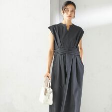 〈手洗い可能〉サッカー ストレッチ ドット 無地 フレンチ スリーブ ワンピース