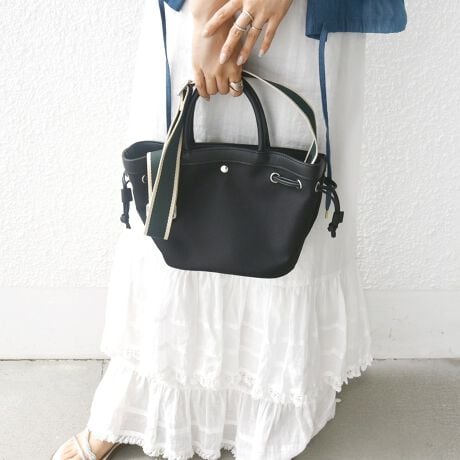 [^ԁF310041242]\25SS\oɃxXgȃTCYg[gEV_[Ɗ􂷂fC[obOLoX̃|GXefނƍ̃hXgfUCVg[gobOłBCxg𐂂炵A΂ߊ|Ŏgp΃JWAȕ͋CőlȃANZgɁBJɂ̓Xibv{^tŒ̉וɂȂĂ܂BBeɂ菤i̐FقȂČꍇ܂BîF́AB摜QlɂĂBipׂɁAAeV^OKmF̏Ap͂舵B摜̏i̓TvłB ۂ̏iƎdlAHATCY኱قȂꍇ܂B