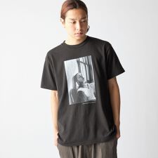 シップス(SHIPS)のSHIPS: 80S SADE フォト Tシャツ