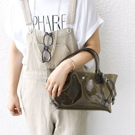 [^ԁF310050551]\25AW\yތy₩g[gobOPVCfނȂł͂̌y₩ƁAM`̃fUC͂̃g[gobOBJWAȑfފȂAꂽtHől̃X^COɂRɂȂ݂܂Bƃ}`邽ߎ[͂AfC[[Xɂ҂̃TCYłBobOCobOƂĕACe⃍S̏ēX^CO߁BV_[XgbvtŎ̃AWy߂܂B₢킹iԁF310-05-0551Y󋵂ɂX܂ɂĔ̔ꍇ܂Bfނ̓AoN򉻂܂Bgp̗LɊւ炸AoN򉻂͐is܂BJ̐▀CɂA̕ɐFڂ肷ꍇ܂̂łӂBBeɂ菤i̐FقȂČꍇ܂BîF́AB摜QlɂĂBipׂɁAAeV^OKmF̏Ap͂舵B摜̏i̓TvłB ۂ̏iƎdlAHATCY኱قȂꍇ܂B