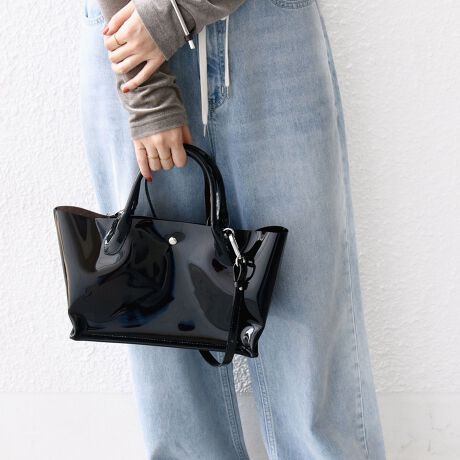 [^ԁF310050551]\25AW\yތy₩g[gobOPVCfނȂł͂̌y₩ƁAM`̃fUC͂̃g[gobOBJWAȑfފȂAꂽtHől̃X^COɂRɂȂ݂܂Bƃ}`邽ߎ[͂AfC[[Xɂ҂̃TCYłBobOCobOƂĕACe⃍S̏ēX^CO߁BV_[XgbvtŎ̃AWy߂܂B₢킹iԁF310-05-0551Y󋵂ɂX܂ɂĔ̔ꍇ܂Bfނ̓AoN򉻂܂Bgp̗LɊւ炸AoN򉻂͐is܂BJ̐▀CɂA̕ɐFڂ肷ꍇ܂̂łӂBBeɂ菤i̐FقȂČꍇ܂BîF́AB摜QlɂĂBipׂɁAAeV^OKmF̏Ap͂舵B摜̏i̓TvłB ۂ̏iƎdlAHATCY኱قȂꍇ܂B