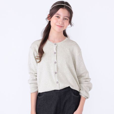 [^ԁF512560016]V[YlCISHIPS KIDSԂ̃oeB{^̃J[fBKyfUCzñJ[fBKɉ؂₩ȃoeB̃{^|킹iŉ炵fUCBݎɂ肰Ȃ{@ׂȃRs[[XANVbNŃtF~jȈۂoĂ܂BsNAu[ɂ̓{fBƓFAgbvO[ɂ͍FɂȂ{^J[ŁAVv̒ɂ肰Ȃ؂₩vXBV[ÝA炵J[ɏ݂{ȗDJ[ł͂܂yX^CO/V[zHDƂĂ͂A{^ăJ[fBKɂȂ钅Ȃ߁Bݕt̃uEXnClbNgbvXƂ̑fC[gɂAIP[WX^Cɂ}b`AƊ̂؂₩ȈꖇłByLIBERTYioeBjЁzpEhɂVܕSݓXB1875NɎƉƃA[T[EoeBm̑ipiȂǂȂXI[v̂n܂łBoeB́Ã[bpł͂ƂĂMdm̐iƎ̃ZXŎdA鎺i[ĎƂg債܂B̒ōłLȂ̂uoeBvgvłBoeBvǵA{̌DCXs[V󂯂ƌĂAA[k[{[⏬ԕAAy[Y[Ȃǂ@ׂȃCŕ`Amg[瑽F܂ŔȐFʂ̃n[j[tłĂ܂BNAtƏHɃpōsuv~G[ErWvƂeLX^Č{sł́AoeB̎̃V[YRNVẼoC[B̒ڂɂȂ܂BuKatie and MillievEEE2013NtăRNVŔ\ꂽŁAoeB̃A[JCuɎ߂Ă1920N̕qgɂĐ܂ꂽɂȂт悤ȏԕłByΏۃJeS[FWjA/JUNIORzyF@\zyӎzi̓AoeB̏oقȂꍇ܂B\߂肢v܂BipׂɁAAeV^OEl[KmF̏Ap͂舵BBeɂ̓p\REX}[gtHȂǂ̉{ɂāAۂ̐FƈقȂČꍇ܂B炩߂Bi̐F͏iP̂ŎBe摜QƂB摜̏i̓TvłBۂ̏iƎdlAHATCY኱قȂꍇ܂B