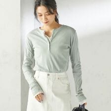 《一部追加予約》【SHIPS別注】miller: シアー ヘンリー ネック ロング スリーブ TEE