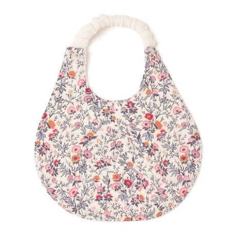 [^ԁF519100083]oeBgp炵X^Cyf/fUCzʃRbgfނłƔG肪ǂAԂ̔ɗDX^CBL[gȃoeBۓIȃACełIn̖ʂ̒ɂuSHIPSvhJ肰ȂANZgɁBmCɂėʂg܂B̓Xibv{^ŒEX[Yɂł̂|Cgły낢/X^CO/V[zꂼ̕ł̑ACêpӂ܂Byi`z܂œAz̏csɑĂ邩̂悤ȗVѐŜ长ŁA^}EhDEyIɂ̂łBŃu}(iԁF513-40-0096)̓WJBysNnzoeBЃA[JCu̍iCXpCAꂽu~iv́AyV뉀X^Cŕ`ꂽȐÃfUCłBJ[l[V܂ފȗꂽԂɔzuA̎}t͂ł܂B@ŃuEX(iԁF511-00-0192E511-00-0193E511-00-0194)s[X(iԁF514-50-0311E514-50-0312E514-50-0313)u}(iԁF513-40-0096)̓WJByu[nzsDɗȊwق֓Ńu}(iԁF513-40-0096)̓WJByLIBERTYioeBjЁzpEhɂVܕSݓXB1875NɎƉƃA[T[EoeBm̑ipiȂǂȂXI[v̂n܂łBoeB́Ã[bpł͂ƂĂMdm̐iƎ̃ZXŎdA鎺i[ĎƂg債܂B̒ōłLȂ̂uoeBvgvłBoeBvǵA{̌DCXs[V󂯂ƌĂAA[k[{[⏬ԕAAy[Y[Ȃǂ@ׂȃCŕ`Amg[瑽F܂ŔȐFʂ̃n[j[tłĂ܂BNAtƏHɃpōsuv~G[ErWvƂeLX^Č{sł́AoeB̎̃V[YRNVẼoC[B̒ڂɂȂ܂ByΏۃJeS[Fxr[/BABYzyӎzipׂɁAAeV^OEl[KmF̏Ap͂舵BBeɂ̓p\REX}[gtHȂǂ̉{ɂāAۂ̐FƈقȂČꍇ܂B@i̐F͏iP̂ŎBe摜QƂB