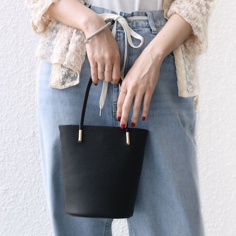 [^ԁF310060088]\25AW\giȃV_[obOg₷oPc^̃g[gobOłBRpNgȌڂłKvȉוƓ܂B܂V_[t2WAYdlBؚȃnhƃnh̋iŁAIItpɂ҂łB₢킹iԁF310-06-0088Y󋵂ɂX܂ɂĔ̔ꍇ܂BBeɂ菤i̐FقȂČꍇ܂BîF́AB摜QlɂĂBipׂɁAAeV^OKmF̏Ap͂舵B摜̏i̓TvłB ۂ̏iƎdlAHATCY኱قȂꍇ܂B