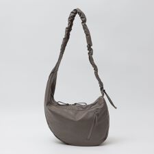 City Ambient Products: 合成皮革 クランプル ショルダー バッグ