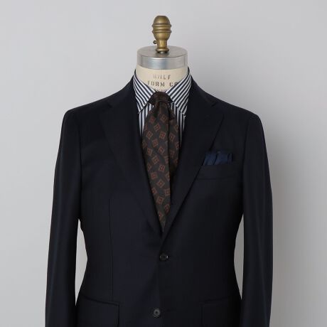 [^ԁF118200305]SHIPS DRESS C|[gt@ubNgpvglN^Cyfޓ/fUCzVN100%̃lN^CłBvgɂR{ĂAvg^CȂł͂̐F̐[݂ƃVN̊炩1{BlN^Cʂ̖D킹̂܂D͎DŎdグĂ܂ByX^COzlCr[`R[O[̃X[cX^Cɂ߂łBñX[c͂A`[NXgCṽX[cgpXgCbNȃNVbNX^CWPbgX^Cɍ킹ƁA蟭EȈۂ^邱Ƃł܂ByCANEPAz(Jlp)1949NɑnƂAC^ÃRnɋ_uVNDł̓C^A\鐶n[J[łB̈ꗬ]uhɕL̗pAgh[J[ƂĂ݂̑mĂ܂BVŇ򊴂V][؂₩ɉo܂Byӎzuݎv́A匕̗ɂ鎅̂ƂŁAlN^CԍہA̎Ƃŗ͂𕪎UADƃlN^Ĉ̐n̔jh܂B@ɓ荞ł邱Ƃ܂BBipׂɁAAeV^OEl[KmF̏Ap͂舵BBeɂ̓p\REX}[gtHȂǂ̉{ɂāAۂ̐FƈقȂČꍇ܂B@i̐F͏iP̂ŎBe摜QƂB摜̏i̓TvłB@ۂ̏iƎdlAHATCY኱قȂꍇ܂B