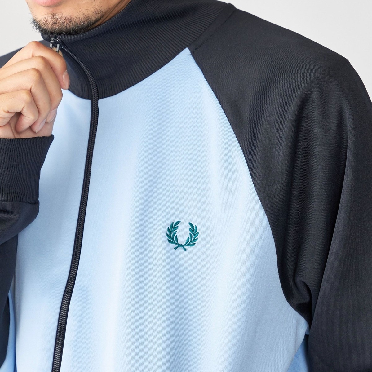 ラコステ ノバク・ジョコビッチ アシンメトリーラインセレモニージャケット ノバク・ジョコビッチ』アシンメトリーラインセレモニージャケット