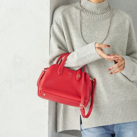 [^ԁF310001404]\25AW\d؂tŎg₷ARpNgȂ[͂̂{XgobOBEAURE̐V{XgobOBRpNgȌڂȂA͎d؂tŉו萮ł܂BӂV{vAl̃R[fɒ悢vXBV_[xgtŁA莝ł|łg2WAYdlBʋ΂x܂ŁALV[Ŋ􂵂Ă闊ACełB₢킹iԁF310-00-1404yBEAUREzijBeauc@RealisercBEAUREĂ̂̓x[VbNƃghꂽVѐŜfUCB炩̃IWiU[ACRBVvŒ̂ƁAVƂ̏o؂ɁARZvgɂuhłB̐i͓Ɠȕo߂ɓȉH{Ă܂BLY≘AF͂͐i{̂̂ł̂ŁAB̐iɎgpĂfނ́AC⊾JȂǂɂ鐅ʂɂFAFڂ肷\܂̂ŁAFWFn̗mƂ̑gݍ킹͒ӂĂ舵BBeɂ菤i̐FقȂČꍇ܂BîF́AB摜QlɂĂBipׂɁAAeV^OKmF̏Ap͂舵B摜̏i̓TvłB ۂ̏iƎdlAHATCY኱قȂꍇ܂B