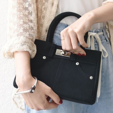 [^ԁF310001399]\25AW\Ђ˂|Cg2WAYobOЂ˂|CǵAJWAɎgpnhobOłBV_[t2WAYdlB悢傫ŁAzX}[gtHƓAƂOoɂ҂łBTuobOƈꏏɎĂA|CgɂȂ肨߂ł₢킹iԁF310-00-1399Y󋵂ɂX܂ɂĔ̔ꍇ܂BBeɂ菤i̐FقȂČꍇ܂BîF́AB摜QlɂĂBipׂɁAAeV^OKmF̏Ap͂舵B摜̏i̓TvłB ۂ̏iƎdlAHATCY኱قȂꍇ܂B