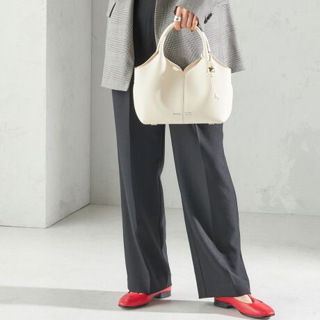 [^ԁF310001422]\25AW\lCobOAubVAbvčēoI25SSoꂵfuFIOREvVfނŃj[A܂B iŏȃV{A\ĂlȈۂɂĂ܂B ̏o₷AON/OFFŌp₷̂͂łB₢킹iԁF310-00-1422V[Y܂BNUCLE:PETITiiԁF310-00-1423jyNUCLEzikNj_炩Ƌ\obOĂkNBx̂fނpƁA_炩ȑfނۂ݂̂fUC̃RgXgyŗ~ƂC߂ĂBJWAX^Cɕi̗ǂANVJȃR[fBl[gɂ̓GbWACeĂBfނ̓AoN򉻂܂Bgp̗LɊւ炸AoN򉻂͐is܂BϗpN͐3`5NڈłB炩߂B̓ꏊ⍂ɂȂꏊł̕ۊǂ͔ĂBJ̐▀CɂÄߗނɐFڂ肷ꍇ܂̂ŁAWFߗނƂ̑gݍ킹͂ӂBBeɂ菤i̐FقȂČꍇ܂BîF́AB摜QlɂĂBipׂɁAAeV^OKmF̏Ap͂舵B摜̏i̓TvłB ۂ̏iƎdlAHATCY኱قȂꍇ܂B