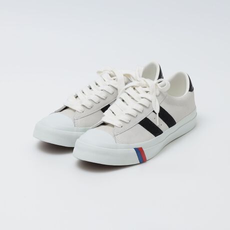 [^ԁF115400057]XgCvڂPRO-Keds\郂f1970`80NAACr[[O̎҂ɎxAXg[gt@bV̏ےƂȂ̈ꑫAɑh܂B[J[iPN1021yPRO-Kedsz(vPbY)̂łU.So[ЂƗXj[J[uhƂāA1917NɒauKedsv(PbY)B̌㑝債ZpV[Ỹj[YɉA1949NɃv[X̐pCݗ̂yPRO-KEDSz(vPbY)̎n܂łBX̖NBAv[[ƂƂɐ𐋂A70Nɂ́ũRo[XÃvPbYvƏ̂wB̊Ԃő嗬sAłp閼iaĂ܂BX|[cwiƂNVJȃAJWACeƂĕLɈꑱĂ܂ByӎzTCYZi\Lj͂܂ŖڈƂȂ܂B{[gpׁ̈AAɔjꍇ܂BipׂɁAAeV^OEl[KmF̏Ap͂舵BBeɂ̓p\REX}[gtHȂǂ̉{ɂāAۂ̐FƈقȂČꍇ܂Bi̐F͏iP̂ŎBe摜QƂB