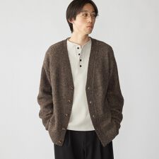 City Ambient Products: AZE Vネック カーディガン
