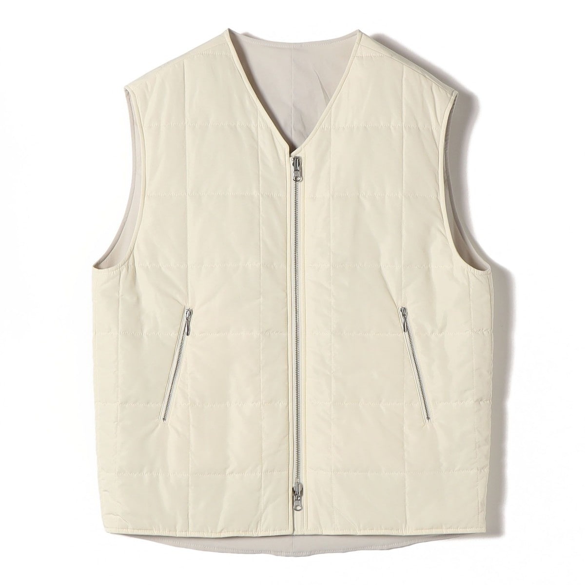 シップス（SHIPS）/SHIPS Primary Navy Label:〈手洗い可能〉スクエア キルト リバーシブル ジレ SHIPS Primary Navy Label:〈手洗い可能〉スクエア キルト