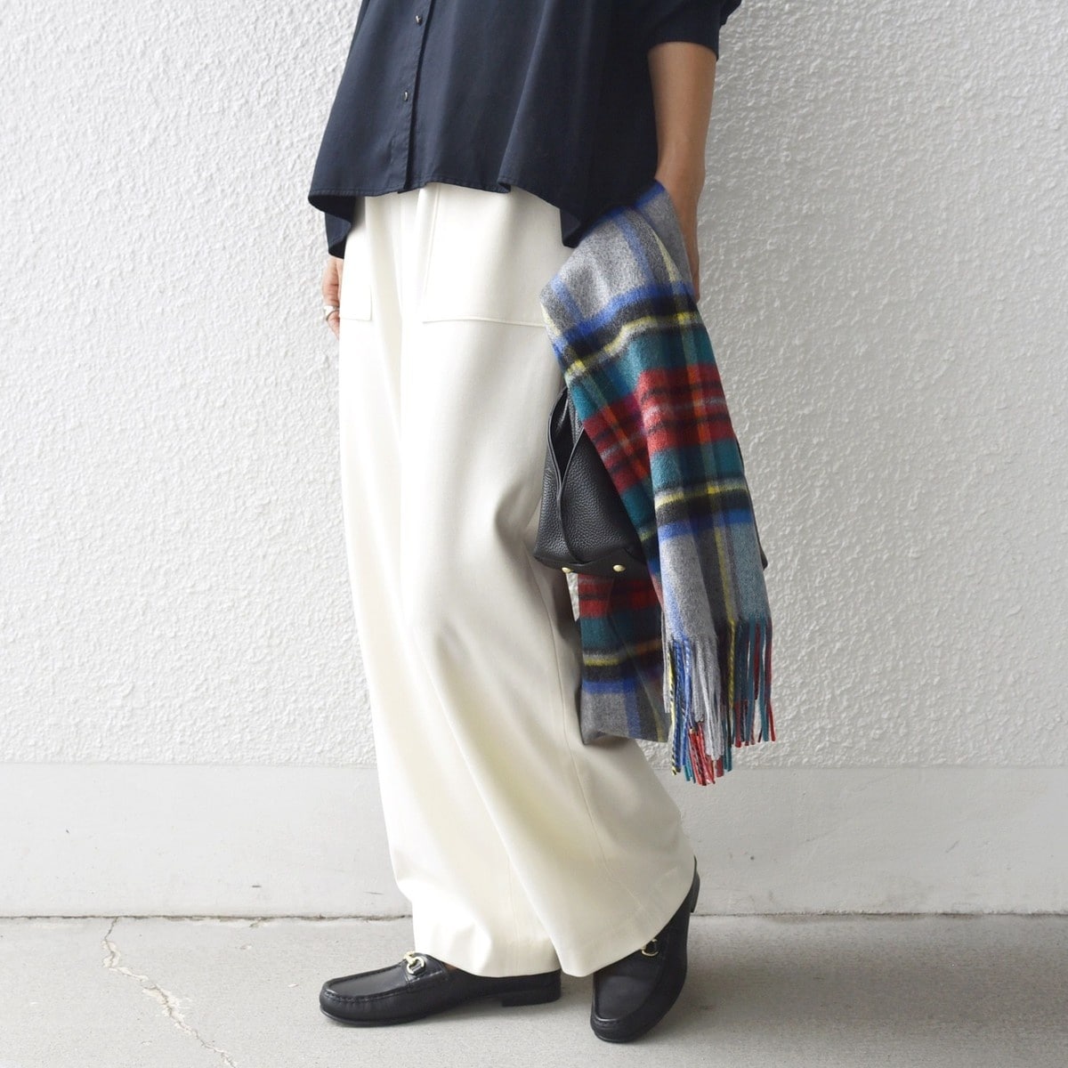 新品 SHIPS WOMEN サテン プリント ドロスト パンツ セール】〈手洗い