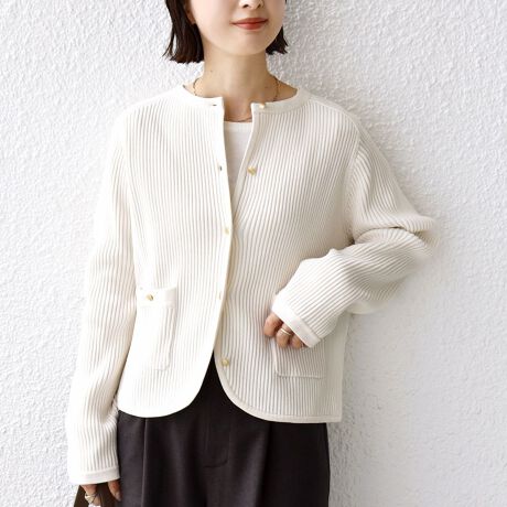 [^ԁF316270016]\25AW\J[fBKoŃtɉHDāAWPbgCNɂ閜\ACefUCWPbgƃJ[fBK̒Ԃ̂悤ȁAƂƊ̂jbgWPbgłBN[lbNƌ̂郉OX[uIŁAjbgWPbg炵EGXg̃|PbgƁA߂̃^S[htfUC|CgɂȂĂ܂BƂ̂{bNXVGbgłAҒn̂藧unŏc̃C͂ƂĂ̂ŁAƂɂȂĂ܂Bfފ炩ȍהԎ̃|GXeVFj[[AE܂ŋl߂ăunɕҗĂĂ܂Bjbg炵悢JWAƃVL[ŏiȌAX[XȔG肪łBłƂ҂ݒnȂ̂ŁAꖇłƂg܂Bł̎􂢂\łBR[fBl[gV[gWPbgƂāAChpc^CgXJ[gAs[XȂǂƍ킹Y߂ɁAgh̃o~[_pcȂǂƍ킹ăJWAȃX^CO܂ŕLgp܂BfɂĂɊ炩ŉSnŁAH̏I肩t̏߂܂Œp܂B₢킹iԁF316-27-0016-------------------------------------ň݁FԐLkFLFItzCgL򊴁F|PbgFL􂢁F􂢉-------------------------------------yz̏i͌ԍʒuvĂ܂B\߂ӂBi̓AєAщH̗ꂪꍇ܂̂ŖCɂӂBєۂ́AG`PbguVŎ菜ĂBBeɂ菤i̐FقȂČꍇ܂BîF́AB摜QlɂĂBipׂɁAAeV^OKmF̏Ap͂舵B摜̏i̓TvłB ۂ̏iƎdlAHATCY኱قȂꍇ܂B