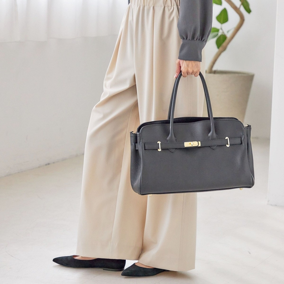 有楽町マルイ・WEB限定》MILOS/ミロス 金具付きトートS | ノーブル