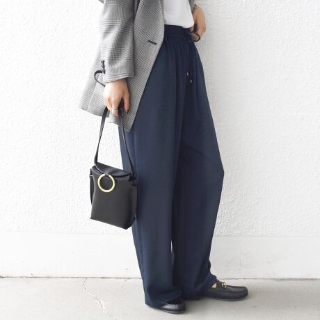 [^ԁF313170022]\25AW\D]ɂVFusNvoINV[ȗSnŁuƌv\1IK萔ʂɒBAߐ؂ƂȂ܂fUCEGXghXgdlɂAXgb`TepcBzqɃS[h̋炢A肰ȂivX܂BXgb`̌Ten悢򊴂Ɨ𐶂݁AbNXȂLC1{łBTChɂ̓|PbgtŎp˔Ă܂BfތyƖc݊AiȌ򊴂̂fނłBBe[WH鎖Ńi`̂VN̕ɎdグĂ܂BƒŎ􂢉\łBR[fBl[gV[YXŒĒpcBI[o[TCỸjbgɃXj[J[킹ől̃JWAɁBioTepc̓uEXɃpvX킹ŁA炵_炩ۂ̃R[fBl[g߂łB₢킹iԁF313-17-0022-------------------------------------ň݁FԐLkFLFsNL򊴁FL|PbgFL􂢁F􂢉-------------------------------------ƖɒԓƐF򂹂܂̂łӂBi̓Ǎɏk݂^A΍si˂j܂̂łӂB̏i͑fނ̓A|肪N邱Ƃ܂Bp̍ۂ̓obOxgAANZT[AǂȂǕ\ʂ̑êƂ̘AĂ̐ڐGACA舵ɏ\CtBBeɂ菤i̐FقȂČꍇ܂BîF́AB摜QlɂĂBipׂɁAAeV^OKmF̏Ap͂舵B摜̏i̓TvłB ۂ̏iƎdlAHATCY኱قȂꍇ܂B