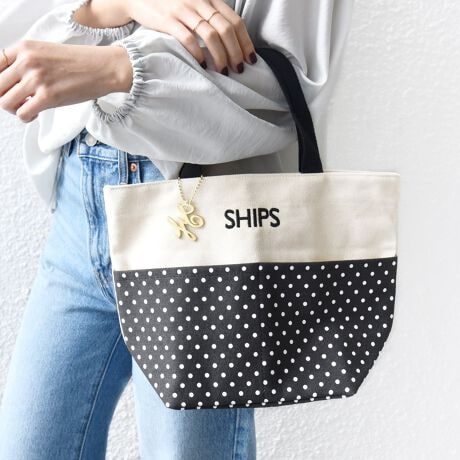 [^ԁF310001424]\25AW\fC[gɂ傤ǂ y₩g[gobOS[h̃`[肰ȂANZgɂȂg[gobOB`[͎O\ŁACX^COɍ킹ăAWy߂܂BtgƓɃ|PbgtĂAו̐₷̂|CgBg̗ǂM`VGbgŁAʋ΂x̂oȂǕLV[Ŋ􂵂܂Bgpɂ͂AƂMtgɂ߂̃ACełB₢킹iԁF310-00-1424̐íACiɎԂ̖CjAJȂǂŔGꂽ͑̕ɐFڂ鎖܂̂ŁA[ɂӂBTrzRہEhJr܂܂̒ɓĂ܂BAi܂o͓܂A΂炭Ɠ͏܂B\߂BBeɂ菤i̐FقȂČꍇ܂BîF́AB摜QlɂĂBipׂɁAAeV^OKmF̏Ap͂舵B摜̏i̓TvłB ۂ̏iƎdlAHATCY኱قȂꍇ܂B