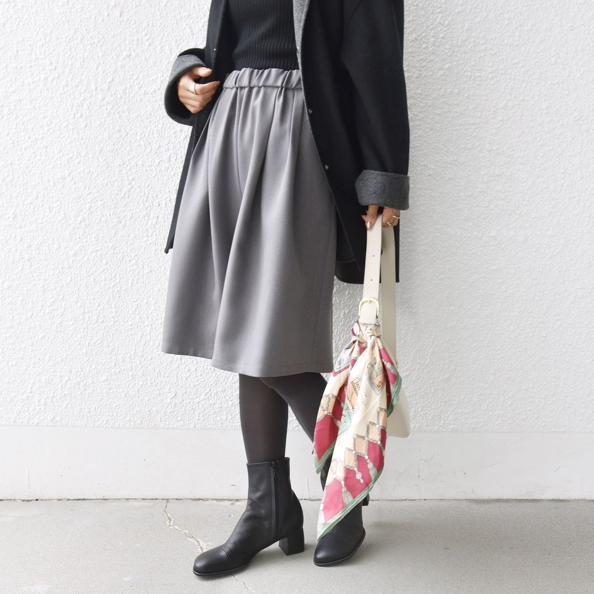 裏双糸ラメ裏毛 パンツ | コムサワードローブ(COMME CA Wardrobe