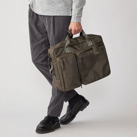 [^ԁF118400144]D]̃rYChu[tobO3WAYdloIIyfޓzϋvAyʐɂꂽiCfނgpBʋΎ̉וKɉ^ł悤ȑfފɎdオĂ܂ByfUCzʕɃWbv^Cv̌v4̃|PbgzuAlXȑ傫ɎdオĂAybg{ggтȂǓĂ܂BC12L̑eʂ̃Xy[XɉAɃm[gPC^ubg܂傫ڃ|PbgzuBɏ|Pbg3ƁAWbv|PbgĂ܂Bnhɂ̓{^ő˂邱Ƃ̂łdlɎdオĂAO\ȃL[[Vt|Cg̃fUC܂Bwʕ̃xg̓L[obNɒʂƂ̂łL[IobOdlBO\ȃV_[XgbvtŕKvɉČ|łقAobNpbNX^CƂĂgϕ֗ȃACełByӎzY󋵂ɂX܂ɂĔ̔ꍇ܂BipׂɁAAeV^OEl[KmF̏Ap͂舵BBeɂ̓p\REX}[gtHȂǂ̉{ɂāAۂ̐FƈقȂČꍇ܂B@i̐F͏iP̂ŎBe摜QƂB摜̏i̓TvłB@ۂ̏iƎdlAHATCY኱قȂꍇ܂B