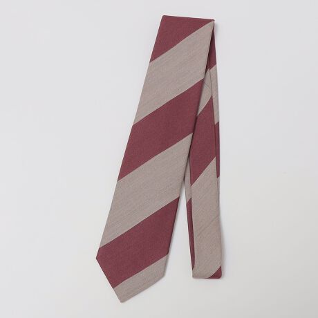 [^ԁF118200352]Stefanobigi W Ch XgCv lN^Cyfޓ/fUCzVN/Rbg̍afނ̃lN^CłBW̑~芴̂镗ƂȂĂ܂B򊴂͗}ĂAtĂ炵y₩Ȉۂ1{łByX^COztẴX[cX^CWPbgX^Cɂ߂łBChXgCṽlN^C͈ʓIȃXgCṽVcMK`FbÑVcƂ̑悭ALX^COłg܂BRbgŃhCȕ͋C̃lN^CȂ̂ŁAlX[cRbgX[cƂ̑gݍ킹yStefanobigiz(Xet@m rW)1940NnƂ̃lN^CH[OgƂA3ڂ̃Xet@mErWグC^AuhBWK[hn͐EIɗLȃC^A̓R̐n𒆐SɁAvgn̓CMX̐n𒆐SɎgpĂBn琶n͍w邪AׂăI[_[̂ƂB̐n1940NςȂn̐ElɂI[nhChŐ삵Ă܂Bx[VbNȃJ[ƕWJŁALrWlXV[Ŏg₷Ax[VbN炱nƎdグ̖D̎̍鐔ȂuhłByӎzipׂɁAAeV^OEl[KmF̏Ap͂舵BBeɂ̓p\REX}[gtHȂǂ̉{ɂāAۂ̐FƈقȂČꍇ܂Bi̐F͏iP̂ŎBe摜QƂB摜̏i̓TvłBۂ̏iƎdlAHATCY኱قȂꍇ܂B