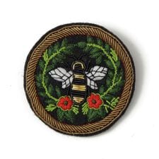 ANATHA:刺繍 ブローチ（エンブレム）