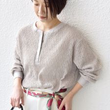 【WEB限定】〈手洗い可能〉ウェーブ クレープ ヘンリー 2WAY プルオーバー