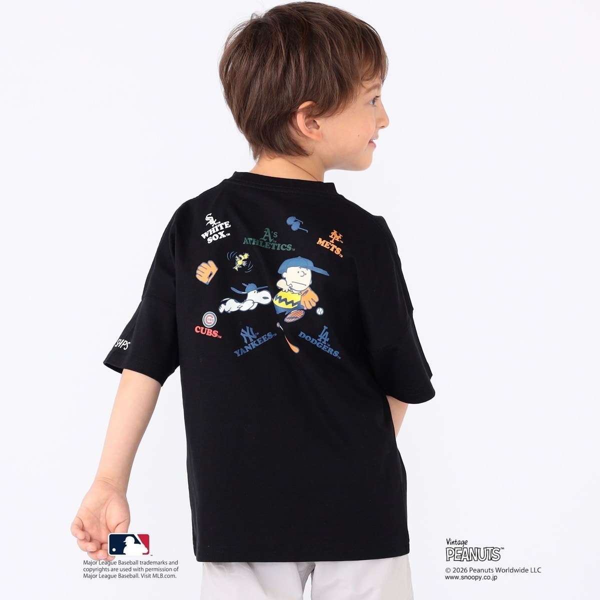 [�}���C]SHIPS KIDS:100�`125cm / PEANUTS×MLB �v�����g T�V���c/�V�b�v�X�iSHIPS�j �u���b�N