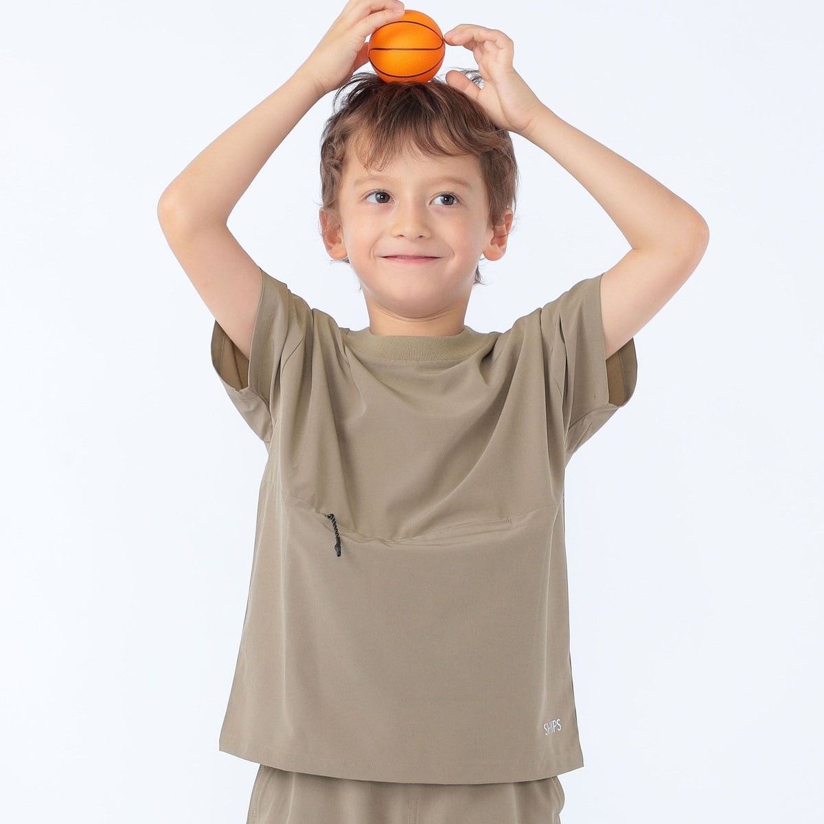[�}���C]SHIPS KIDS:100�`130cm /�q���@�\�r�t�@���N�V���� T�V���c/�V�b�v�X�iSHIPS�j �x�[�W��