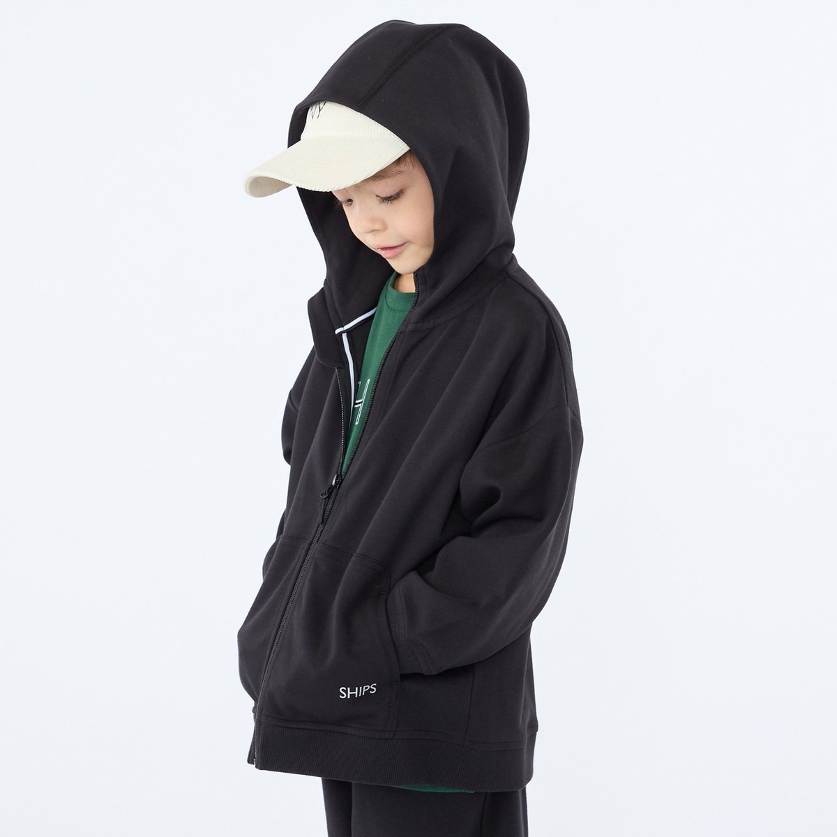 SHIPS KIDS:120～130cm /〈抗菌・防臭〉ファンクション ジップ パーカ