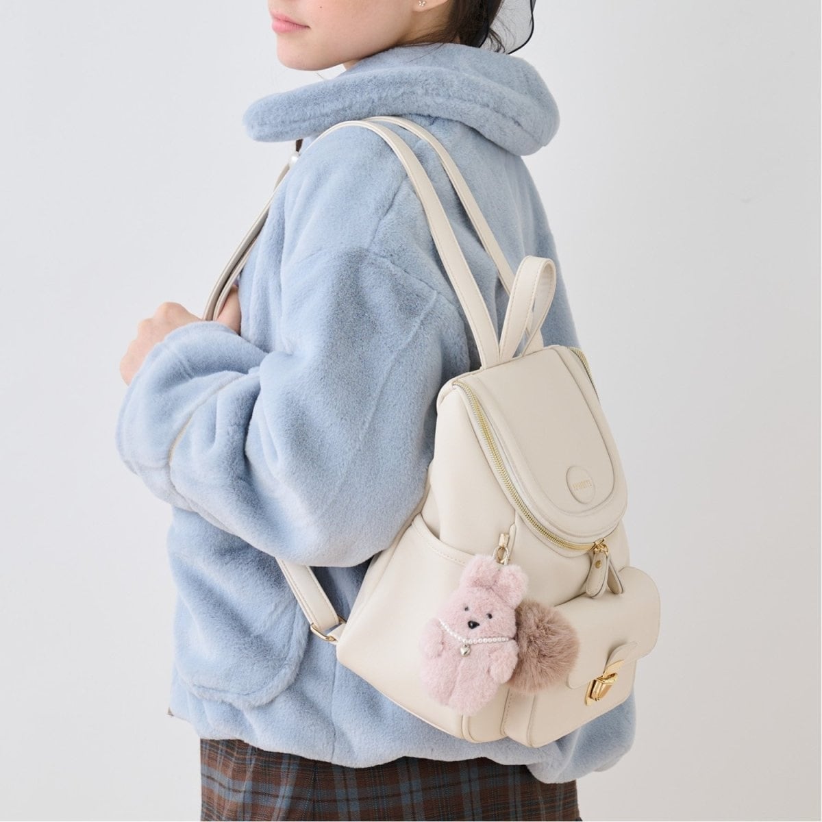 [}C]`[oPc^bN/||lbgWjAipom ponette juniorj AC{[