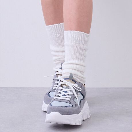 [^ԁF4953422]Ȃy₩Ȃ͂Snŕ₷Xj[J[łBƂ܂ɂCRLт̂ŁAȒPɒE͂ł܂B^Œ肳ĂAɂ̂ꂵ|CgB܂܂Ȃmɍ킹₷AfC[[Xɂ߂̃ACełB