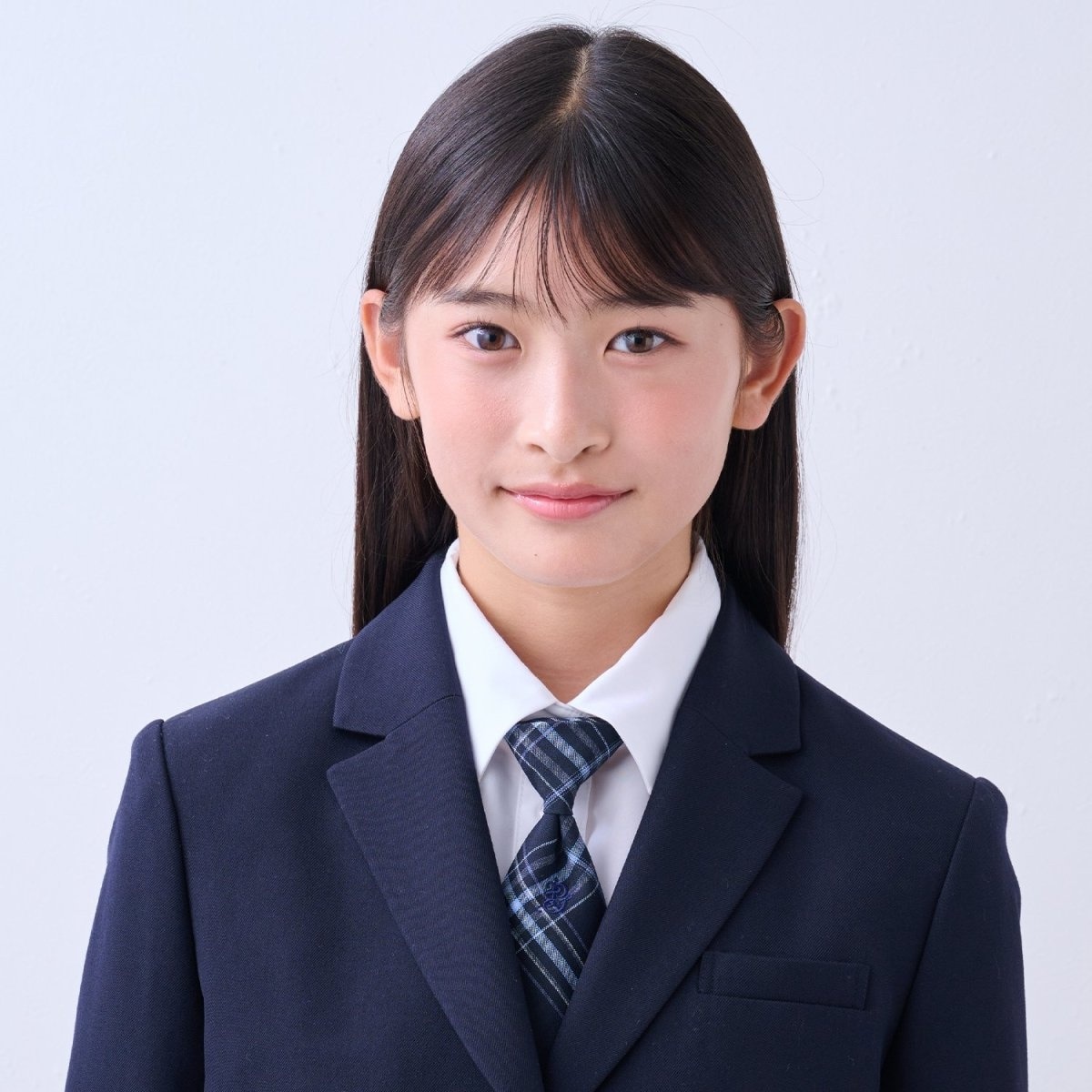 [}C]yz`FbNlN^C/||lbgWjAipom ponette juniorj 