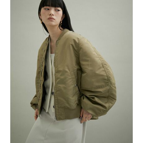 WEB限定(一部店舗展開あり)】コクーンスリーブ中綿 MA-1 