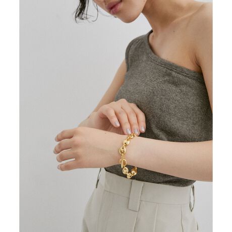 [^ԁFGAZ03010]yX^CÔCȂ|CgɎgɂЁBAȂp[cfUC茳ɋPYĂ`F[uXbgz2023tāADAM ET ROPE' FEMMEyMaterialzS[hbLAVo[bL{^JEByDesignz茳ɉ؂₩YĂA݊`F[uXbgBR[q[̗lȃp[cAȂfUĆByColorzd̂FɂS[hƁANAȌɂVo[2FWJB