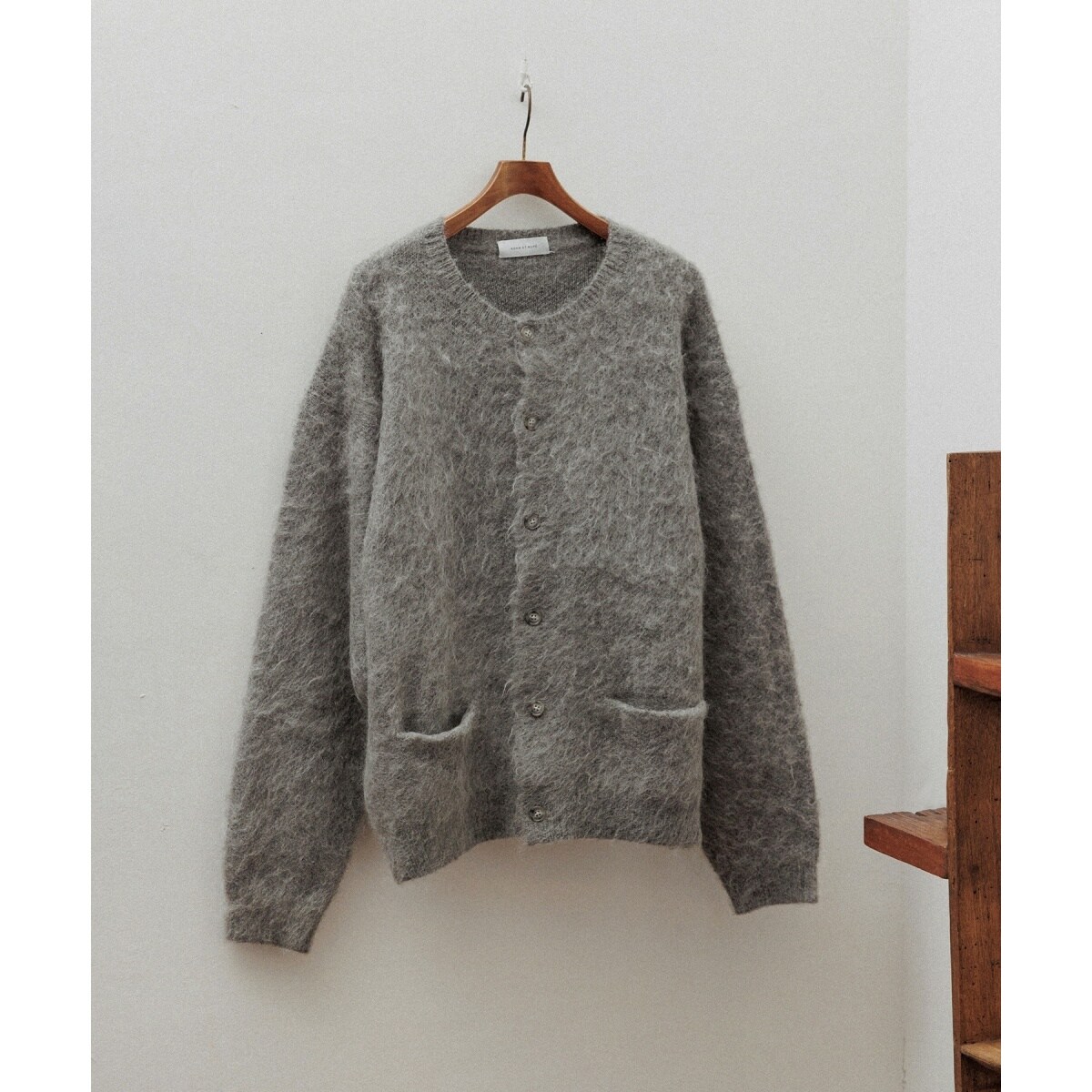 モヘアミックス オーバーサイズ クルーネックカーディガン / ユニセックス ADAM ET ROPE'（アダムエロペ）の「モヘアミックス オーバーサイズ
