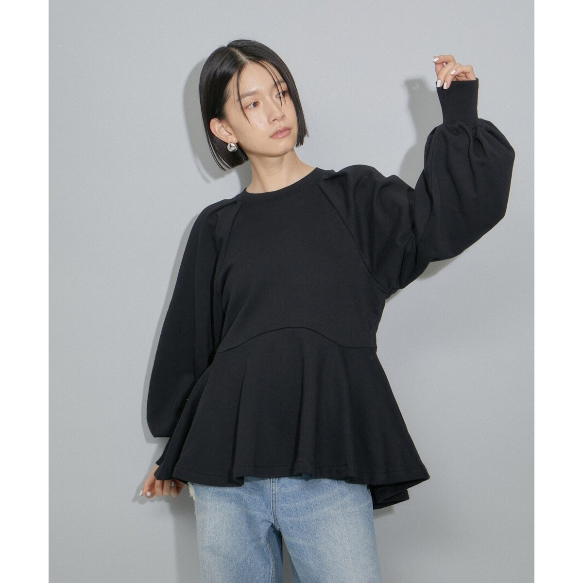 WEB限定・サステナブル・追加】タックスリーブペプラム