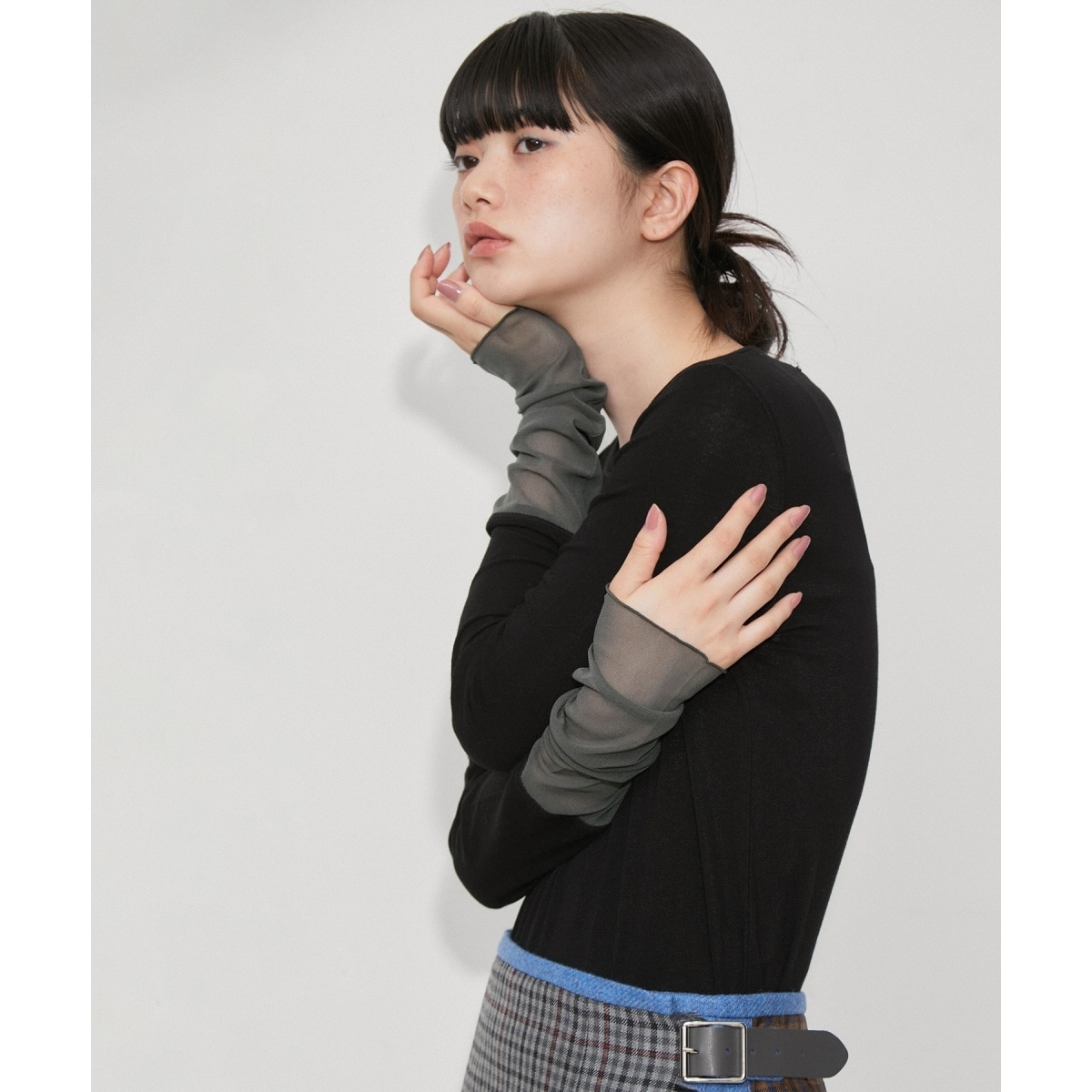 【美品】アダムエロペ 洗えるクールタッチショートニットTシャツ 09ce016-15109-01b.jpg