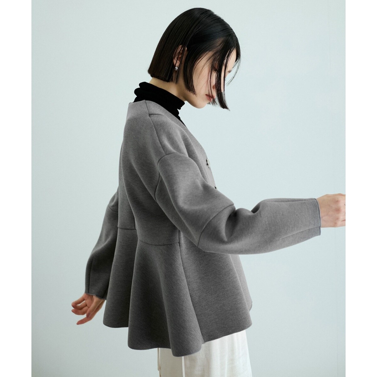 ミックスボタンペプラムカーディガン | アダムエロペ(ADAM ET ROPE